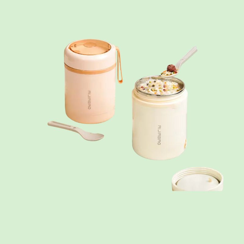 Deux boîtes chauffantes électriques inox 0,6 L, l’une vide et l’autre remplie d’un repas