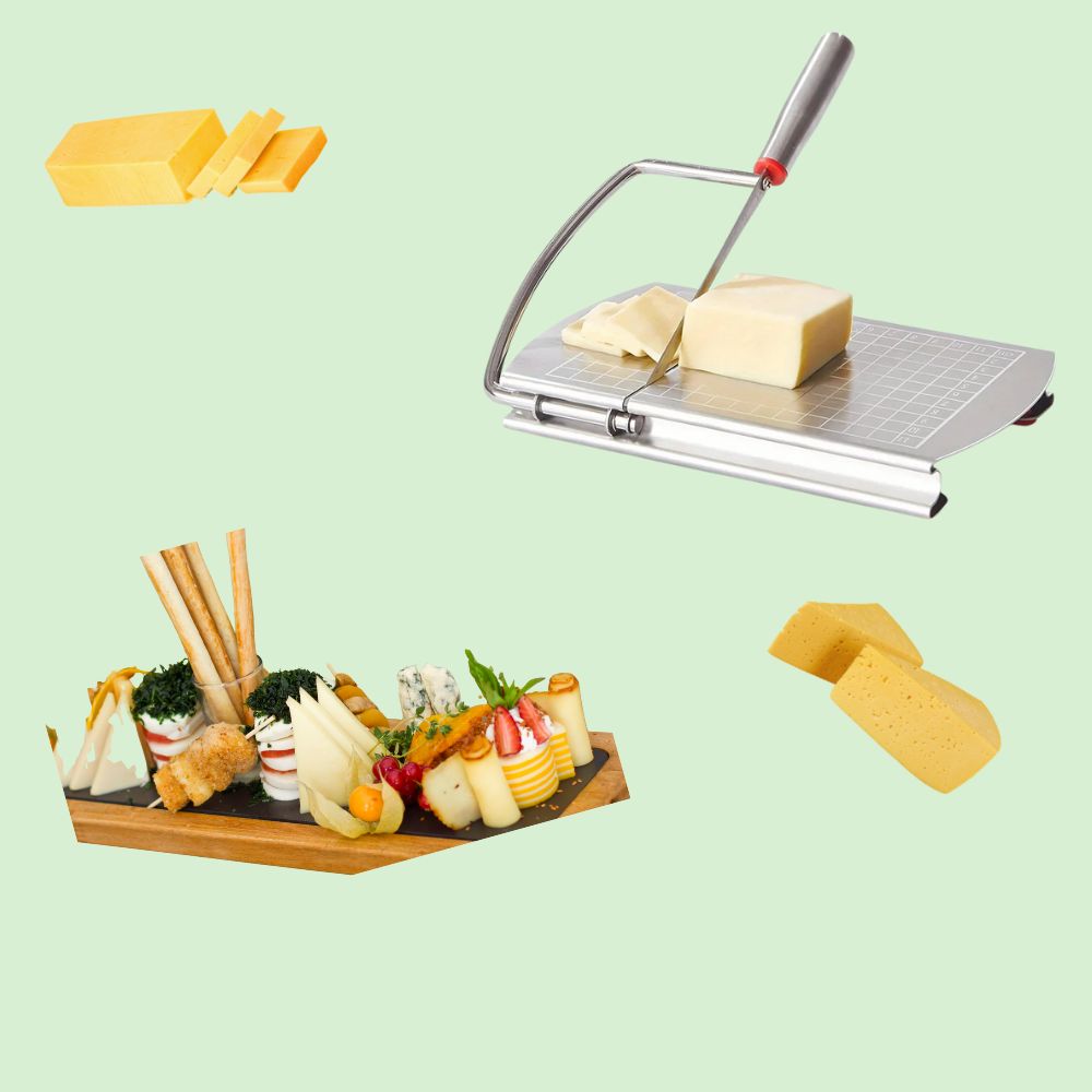 Coupe-fromage en inox tranchant du fromage à côté d’un plateau joliment présenté