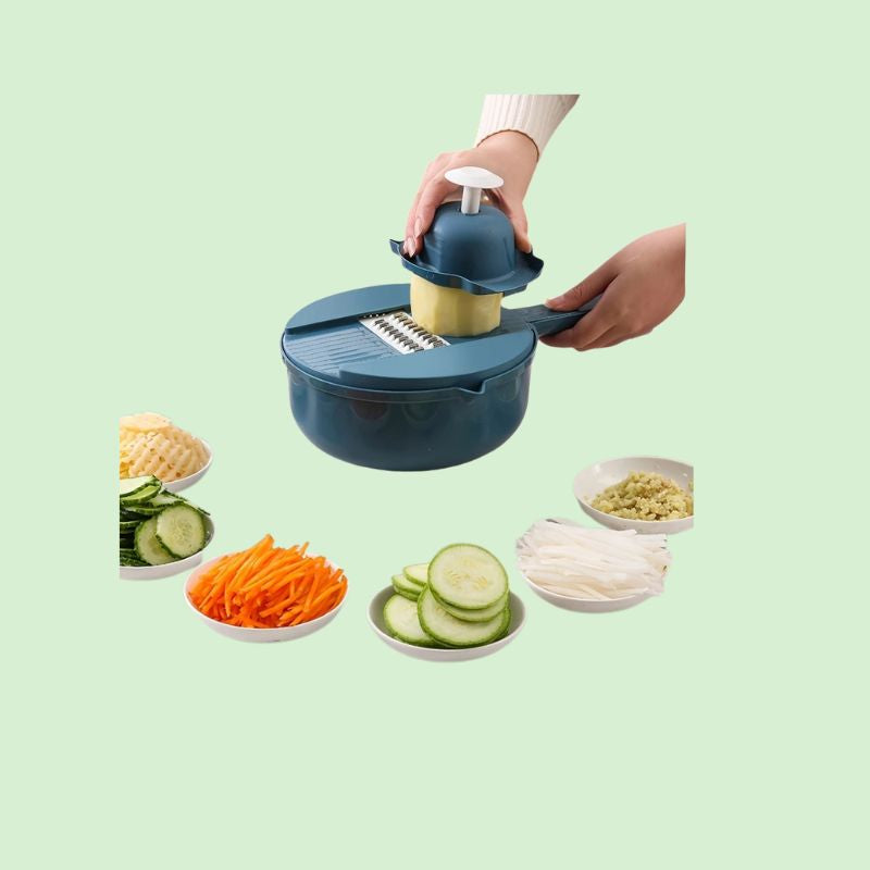 Coupe-légumes multifonction 12-en-1 en train de découper une pomme de terre avec différentes lames pour plusieurs types de coupe